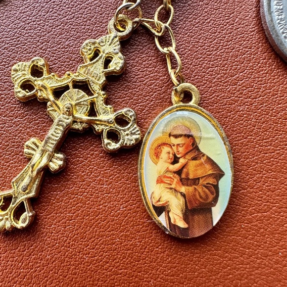 Chaplet Rosary w Two Mother Mary Charms‎ - - Picture 2 of 4